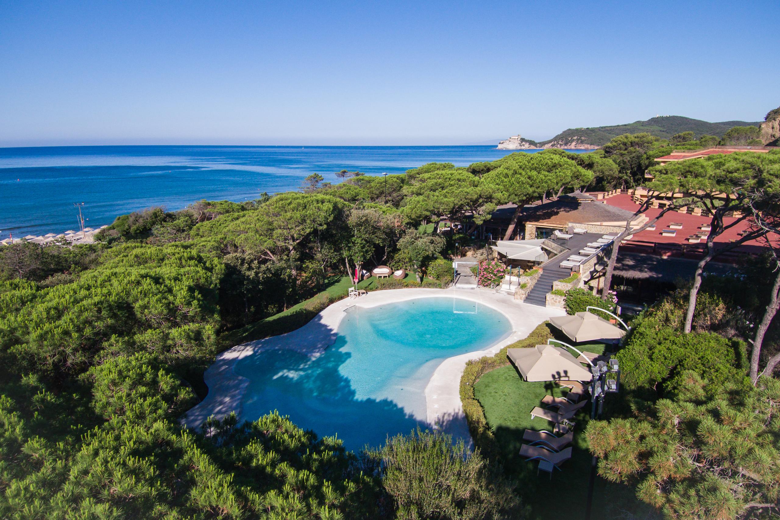 assets/uploads/pools & services/pools/piscina ponente/casa-ponente-piscina-2022-0001.jpg